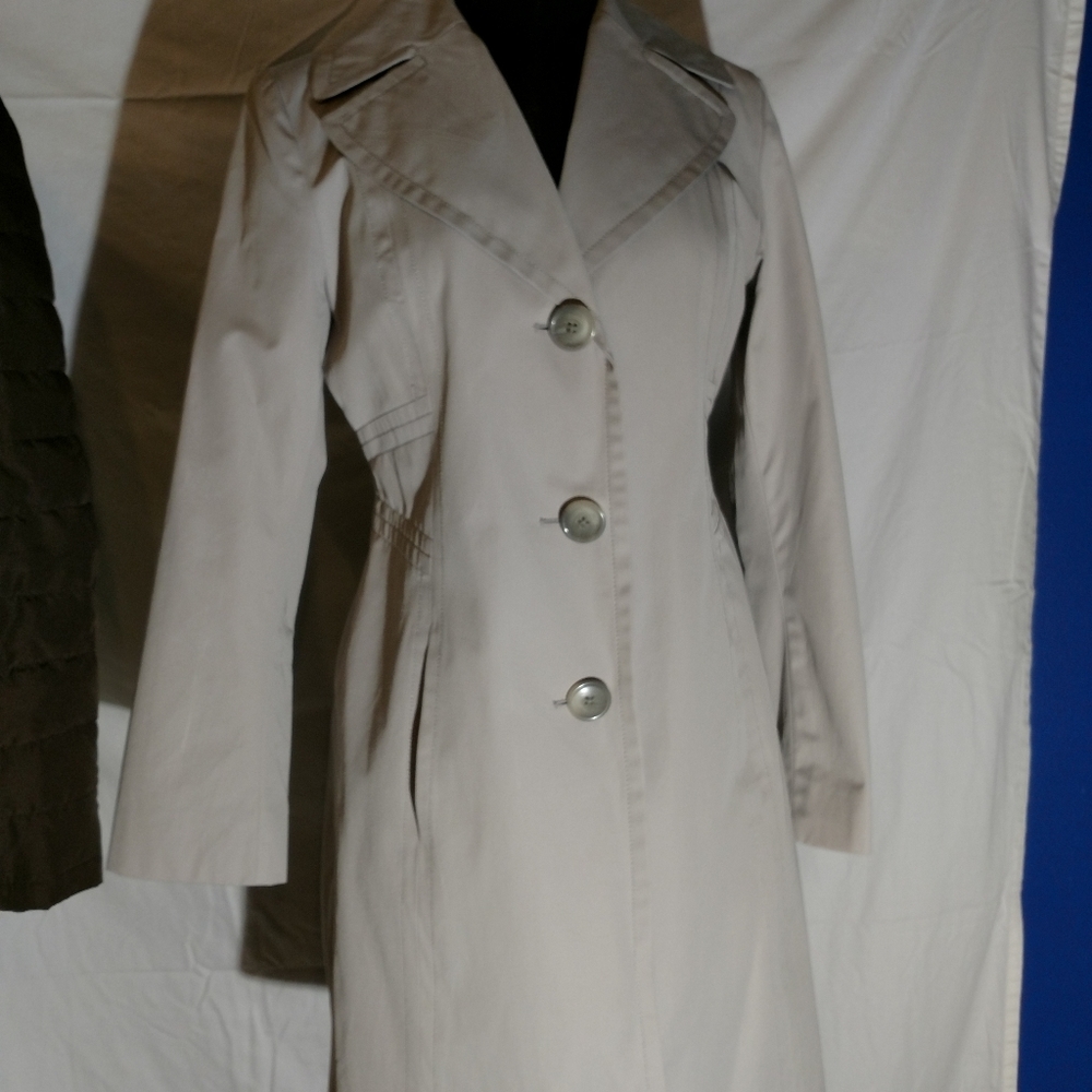 Anne Klein long rain coat size small